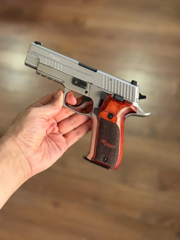 Sig Sauer P226 Elite Stainless 9mm - 3