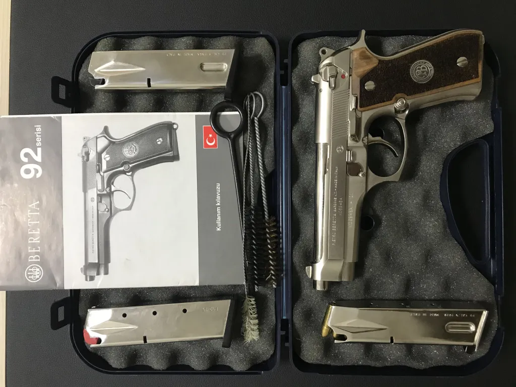 Kamu Personelinden temiz Beretta Fs 92 - 4