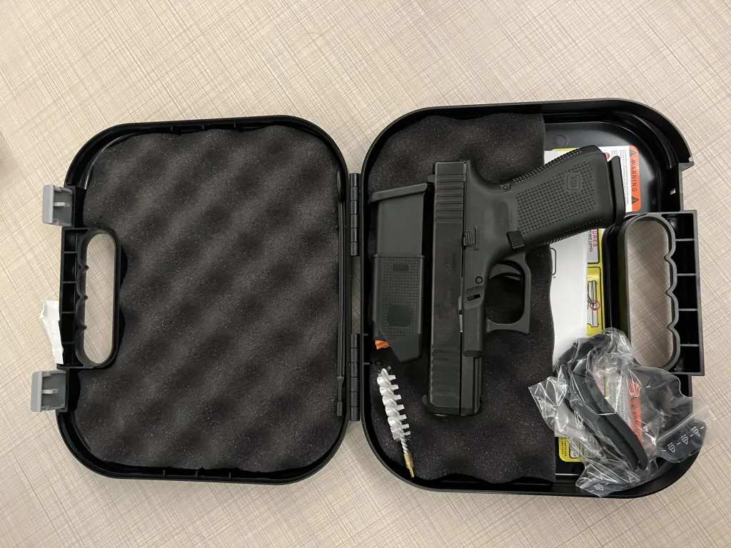 Kadın kamu görevlisinden sıfır glock19 gen 5 - 4