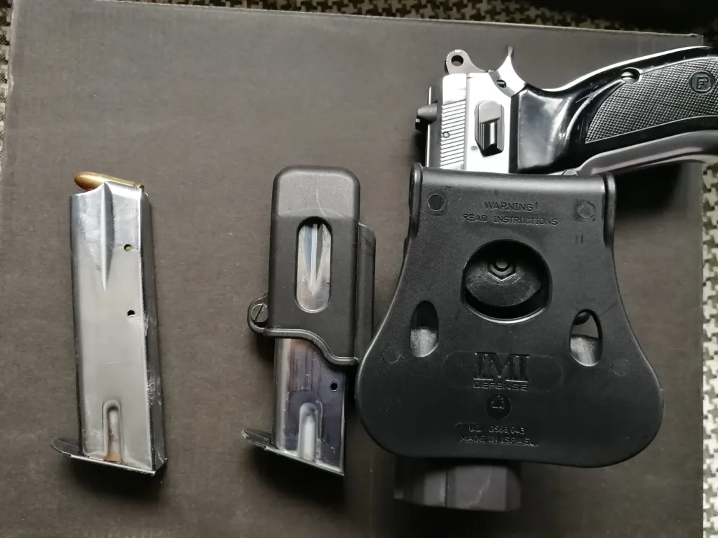 EMNİYET PERSONELİNDEN CZ75B  (Baretta 7.65 HEDİYELİ) - 2