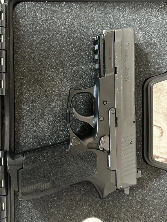 Alman Sig Sauer SP2022 - 6