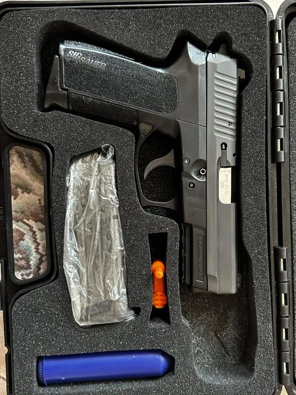 Alman Sig Sauer SP2022 - 2