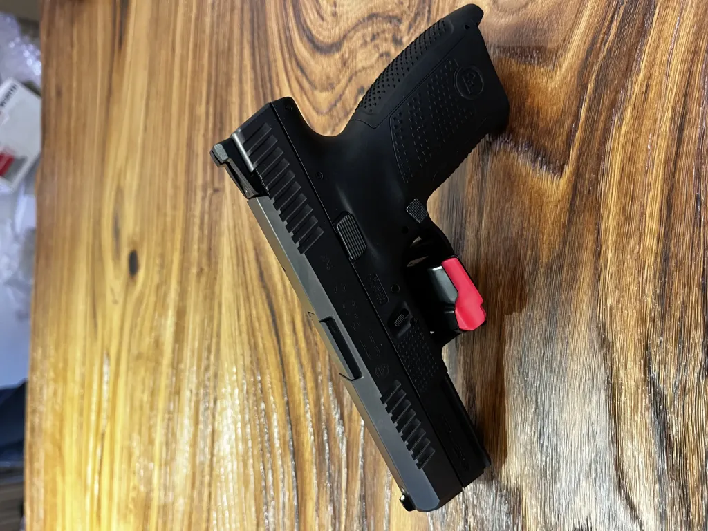 CZ75 P10 C - 4