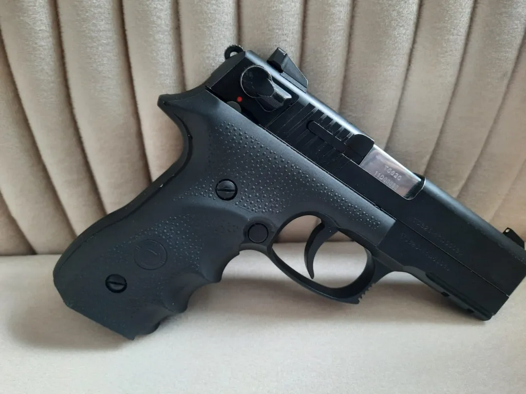 SIFIR KUTUSUNDA ÇİFT ŞARJÖRLÜ ZİGANA K - 3