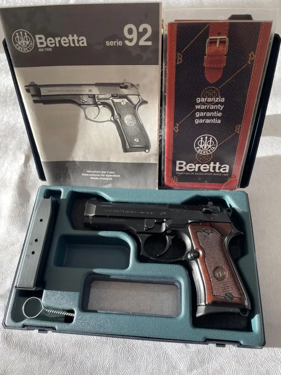 Yargı Mensubu Koleksiyonundan Beretta F 92 Conpact L Modelidir - 5