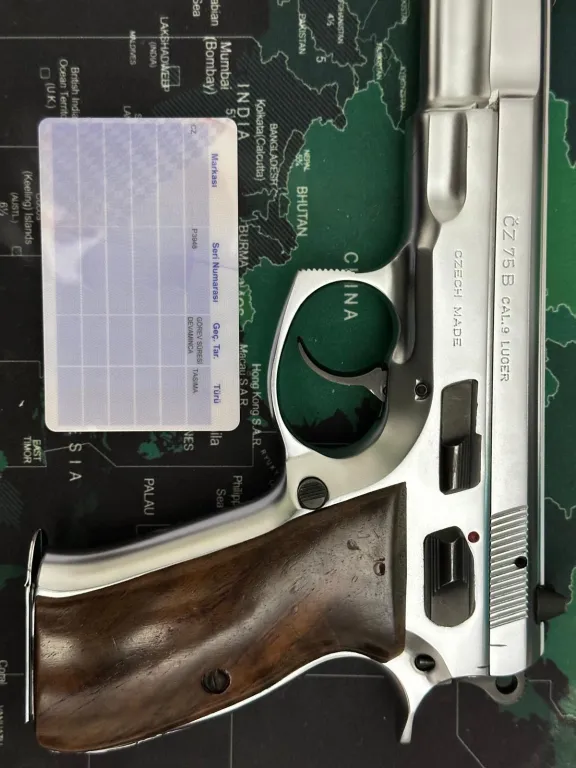 CZ 75 kROM NIKEL GRAVÜR İŞLEMELİ
