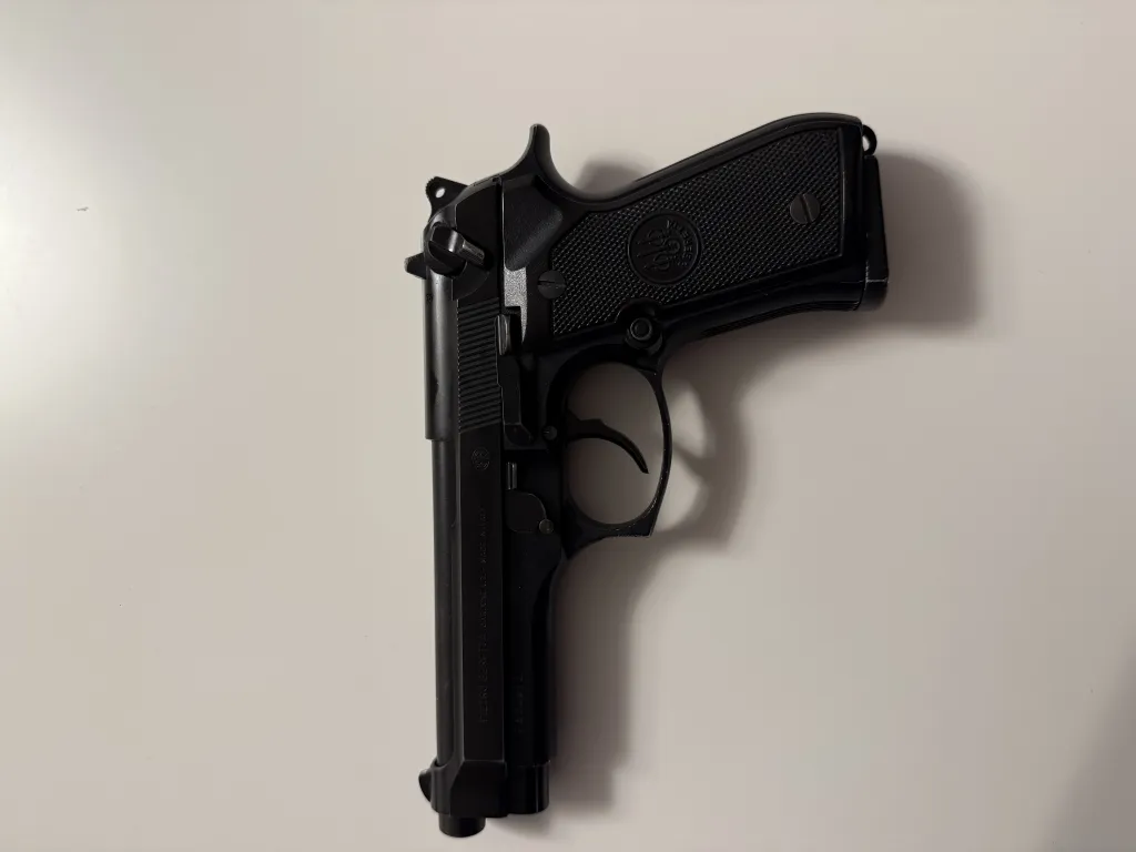 Beretta 9mm 16+1