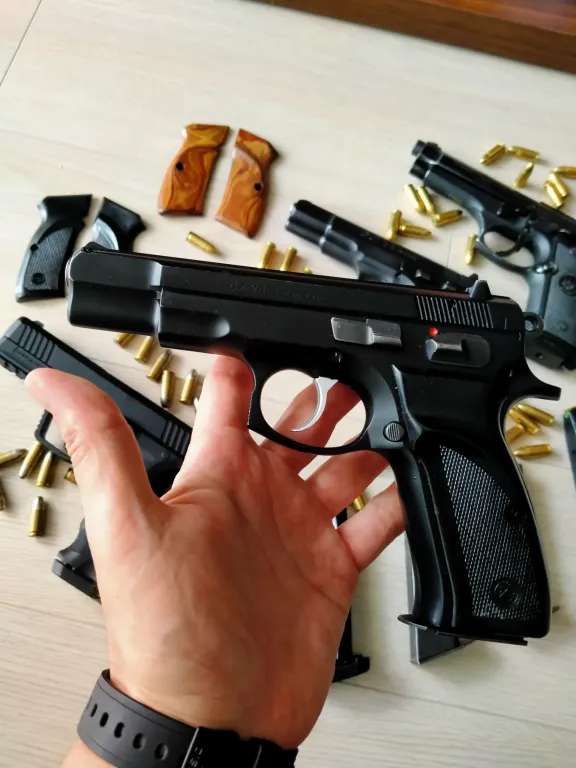 Cz 75 B - 1