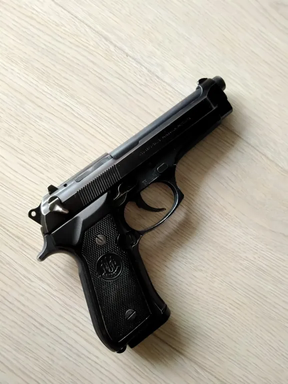 Beretta Fs 92 - 4