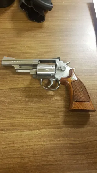 S W 357 magnum 4 inç