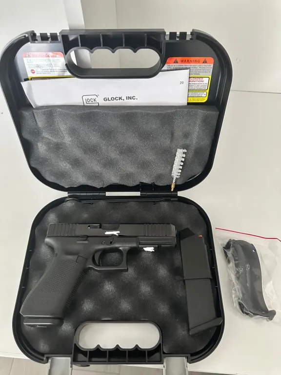 Glock 17 Gen 5 - 3