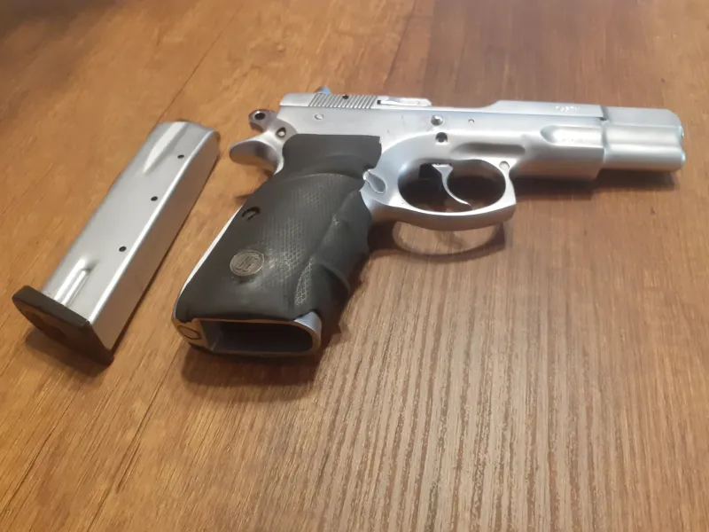 Polisten Temiz Cz75 Krom Kaplama