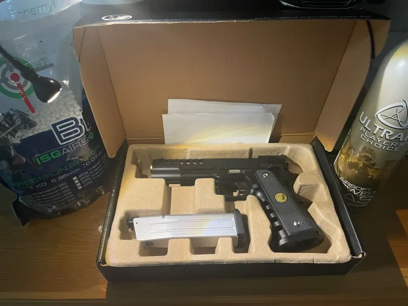 We Airsoft Blowback