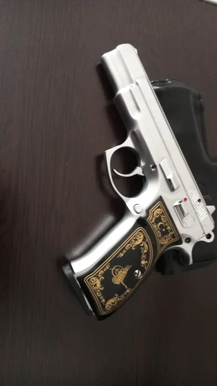 Tertemi̇z Nadi̇r Bulunur Cz 75 B - 2