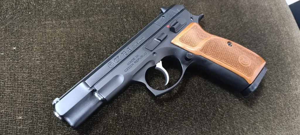 Cz 75B - 4