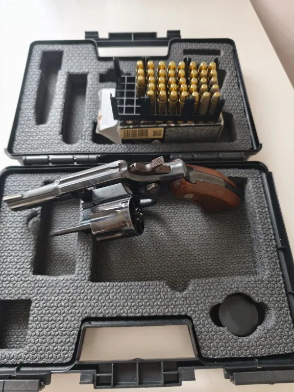 Smi̇th Wesson 38 Cal - 2