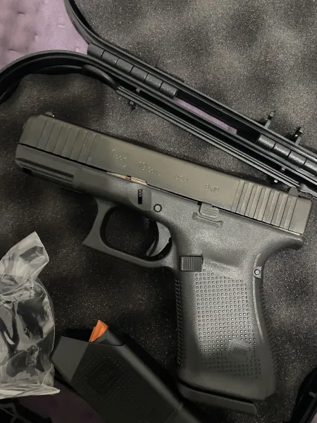 Glock G19 Kamu Personelinden Sıfır Kullanılmamış Glock