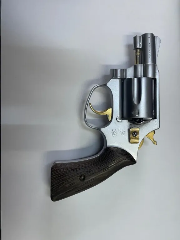 Smith Wesson Model 36 - 3