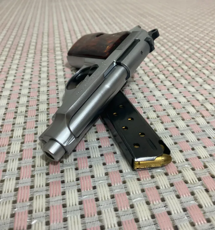 7 Beretta - 1