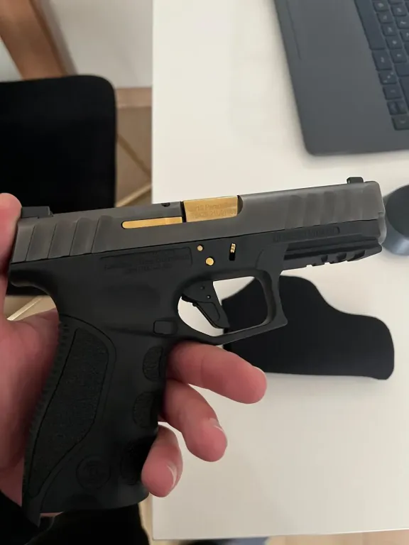 Beretta Stoger