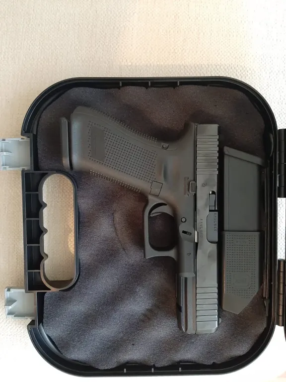 Glock 17 - 2