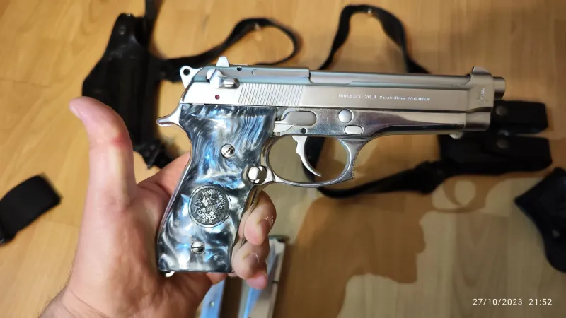 Beretta Fs92 Sedef Kabze Full Ekipmanlı