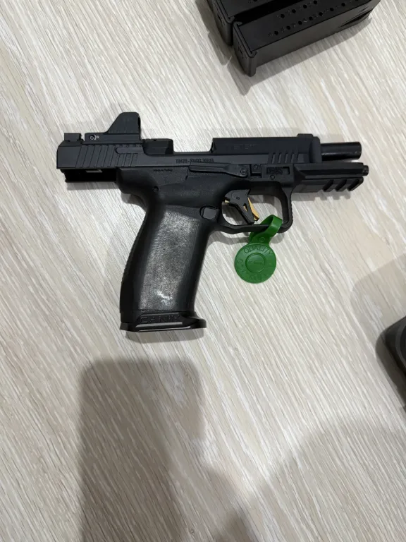 Cani̇k Mete Sft - 4