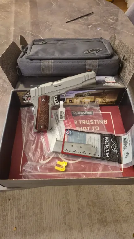 Kimber 1911 Stainless Ii - 2