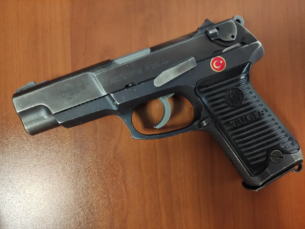 Ruger P85 Bu Fiyata Kaçmaz - 1