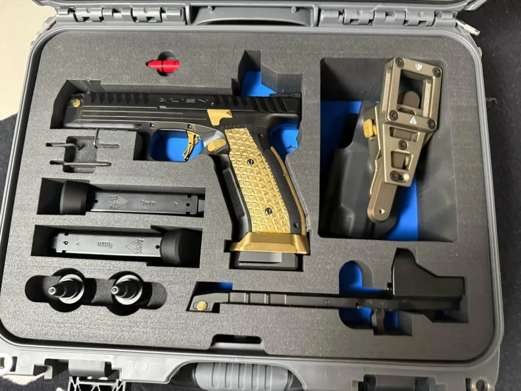 Laugo Arms Alien Black Gold - 3