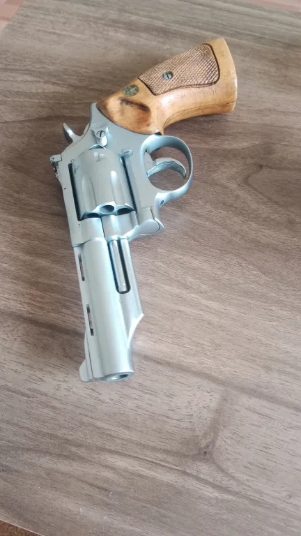 Llama 3 Magnum - 2