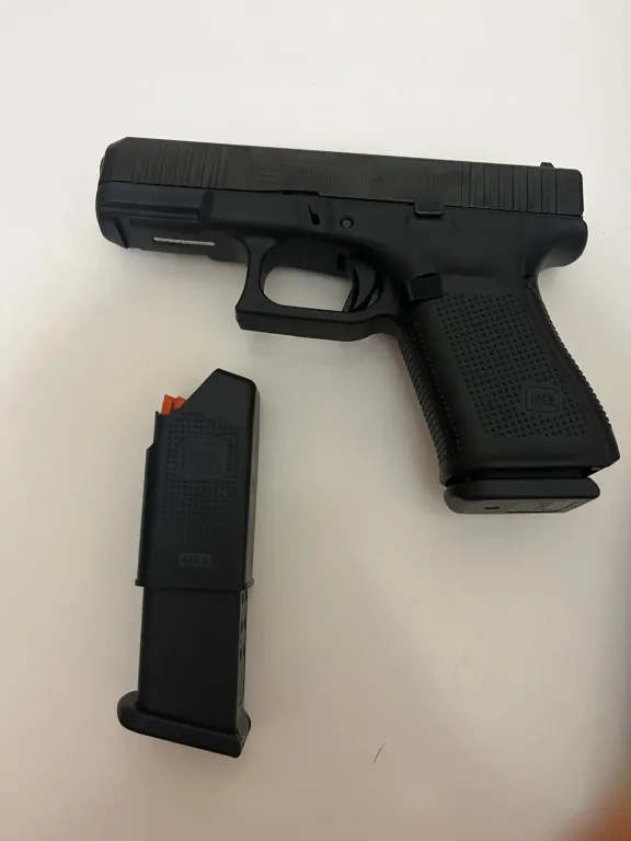 Glock G19 Gen5 sıfır kutusunda