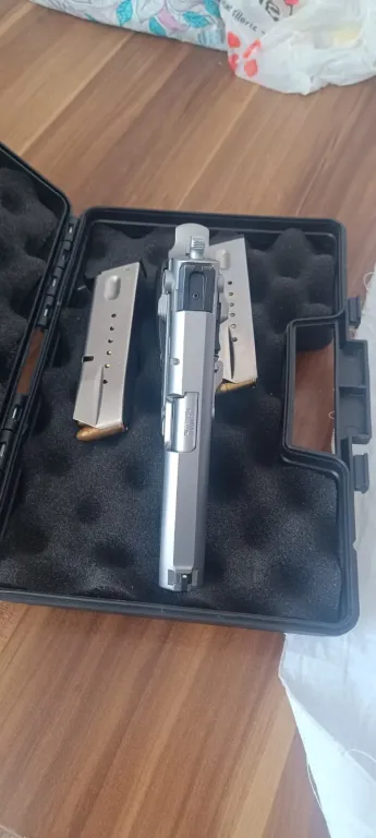 Smith Wesson 5906 - 3