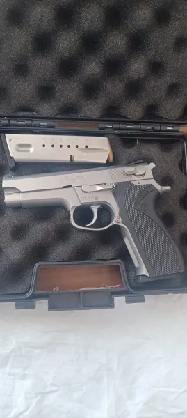 Smith Wesson 5906