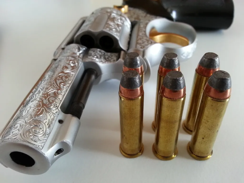 S&W 357 Magnum 38 Cal. - 4