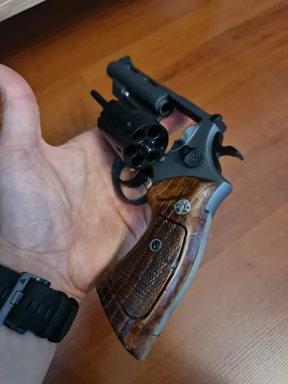 Llama Comanche3 357magnum - 3