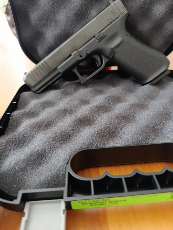 Glock G17 Gen5 Sifir - 4