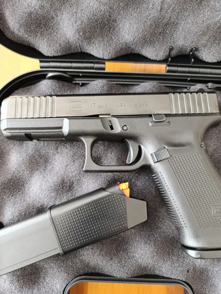 Glock G17 Gen5 Sifir