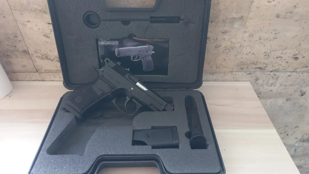 Ruhsatlı Sıfır Ayarında Tertemiz Canik C 100 - 5