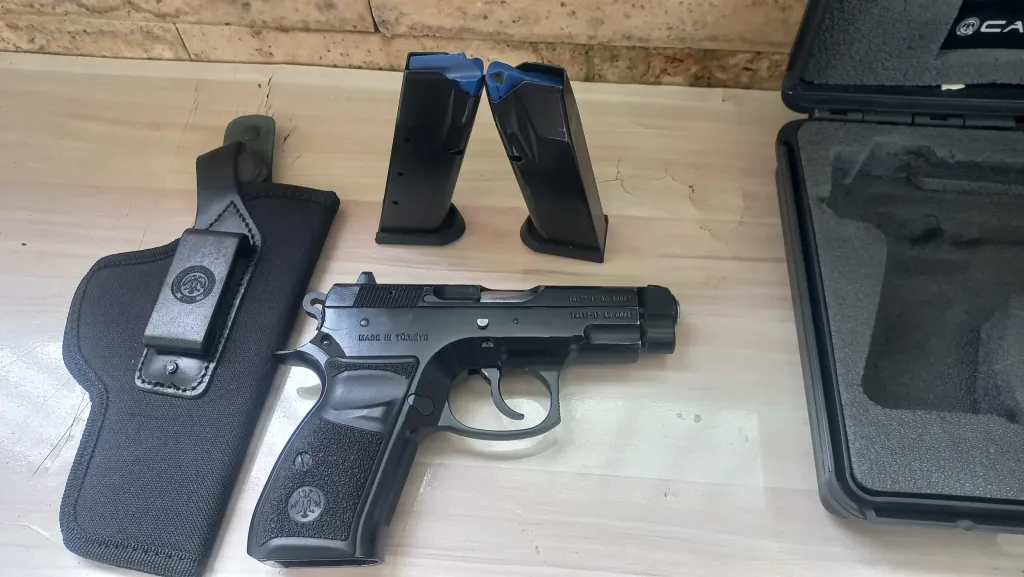 Ruhsatlı Sıfır Ayarında Tertemiz Canik C 100 - 3