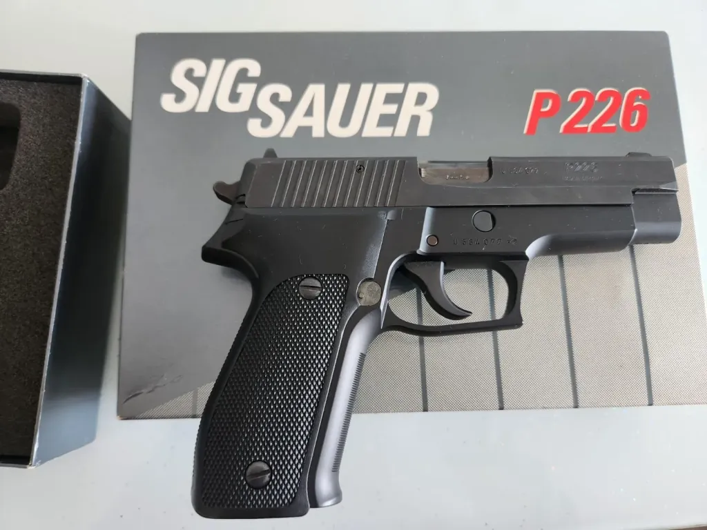Temiz Ilk Sahibinden Sig Sauer P226 - 1