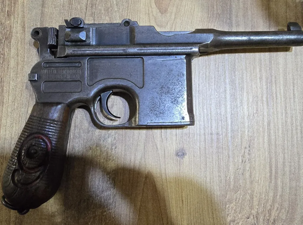Polis Emeklisi Sahibinden Orjinal Antika Mauser