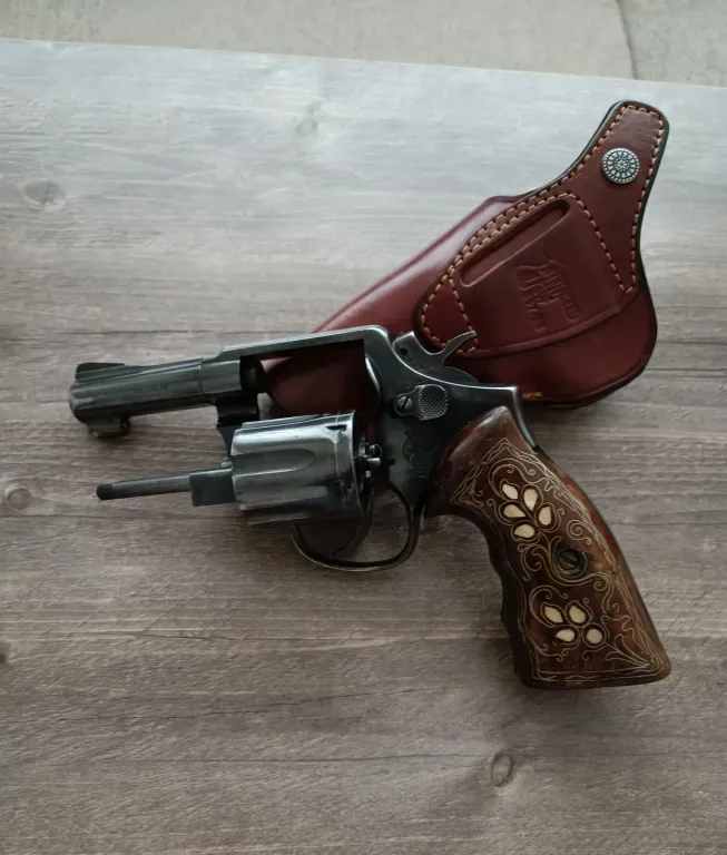 Kamu Görevlisinden Simit Wesson - 2