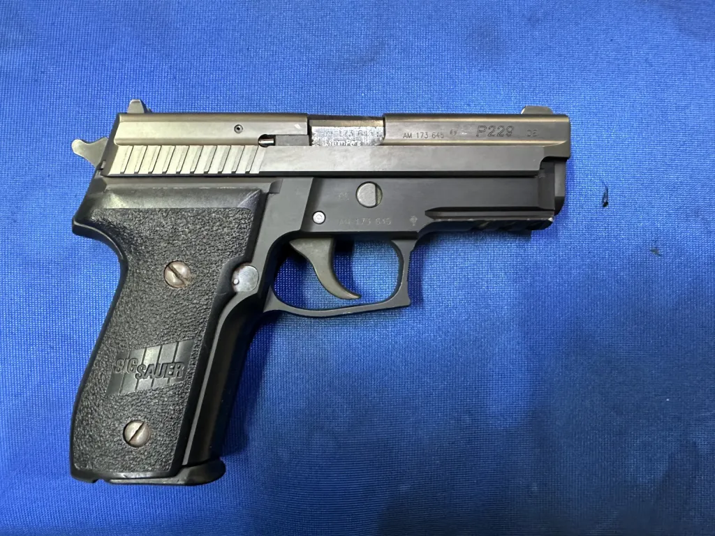 Sig Sauer P229 Tertemi̇z Ruhsatli - 2