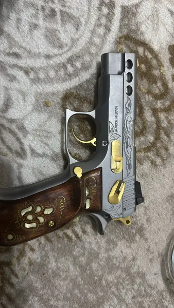 P8 S