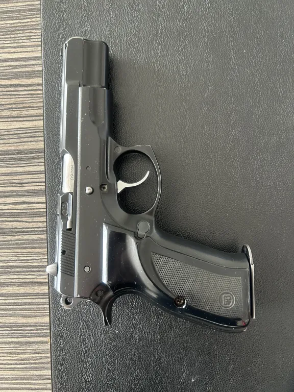 Emniyet Mensubundan Cz 75 B Tabanca - 2