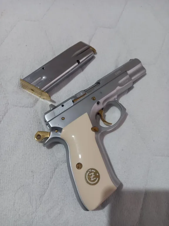 İlk Sahibinden Cz75 Tertemiz Çizik Dahi Yoktur Sıfırdan Farksız - 4