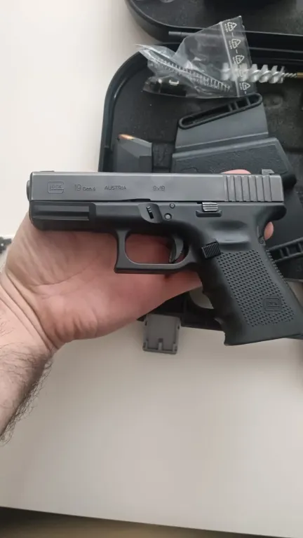 Glock 19 Gen Hatasiz Kamu Personeli̇nden