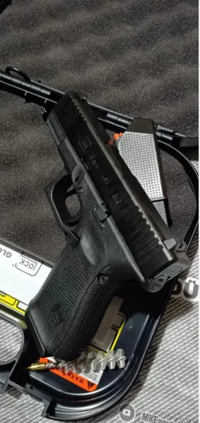 Glock 19 Gen5 Sifir Orji̇nal Kullanilmamiş