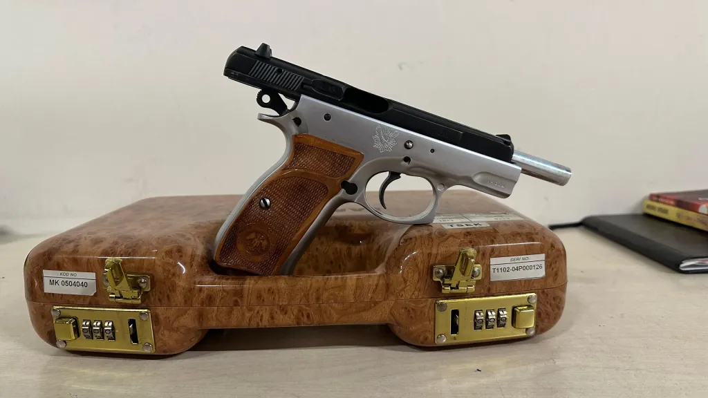 Hastasına Cz75B - 2